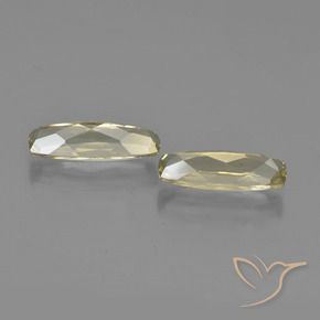Gemas de Diásporo con Cambio de Color Amarillo muy claro natural de 2.10 ct, Forma Cojín, VVS