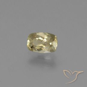 Diásporo con Cambio de Color Amarillo muy claro natural de 0.68 ct, Forma Cojín, VS