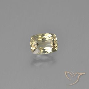 Diásporo con Cambio de Color Amarillo muy claro natural de 0.87 ct, Forma Cojín, VVS-VS