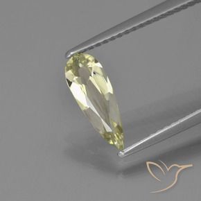 Diásporo con Cambio de Color Amarillo medio natural de 0.76 ct, En forma de pera, VVS-VS