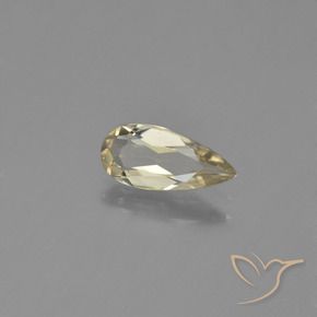 Diásporo con Cambio de Color Amarillo dorado muy claro natural de 0.79 ct, En forma de pera, VVS-VS