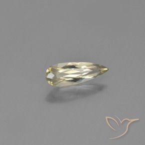 Diásporo con Cambio de Color Amarillo muy claro natural de 0.64 ct, En forma de pera, VVS-VS