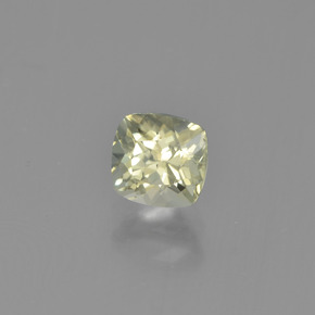 Diasporo con cambio de color amarillo natural de 0,69 ct, corte cojín, VS