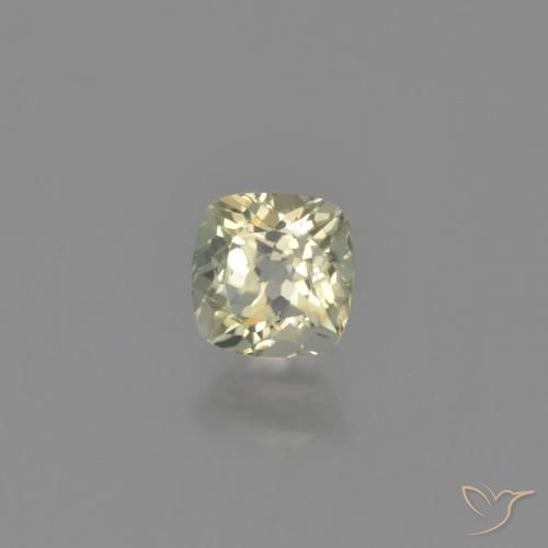 Diásporo con Cambio de Color Amarillo claro natural de 0.65 ct, Forma Cojín, VS