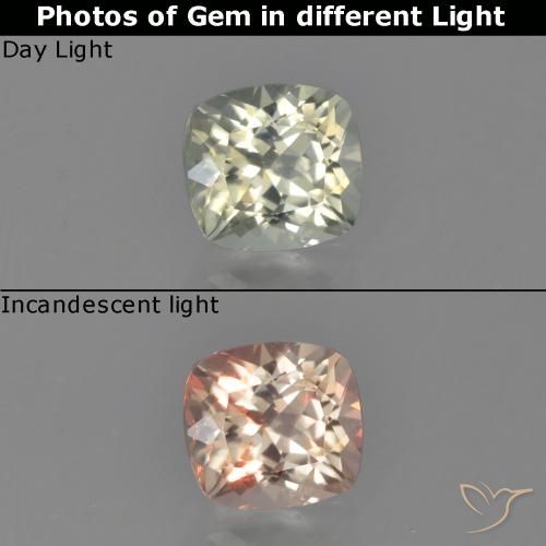 0.76ct Natural Amarillo pálido Diásporo con Cambio de Color, Forma Cojín, VS