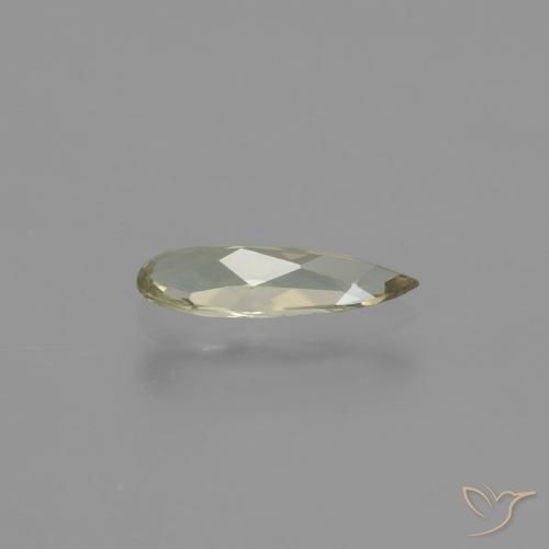 Diásporo con Cambio de Color Amarillo dorado muy claro natural de 0.63 ct, En forma de pera, VVS-VS