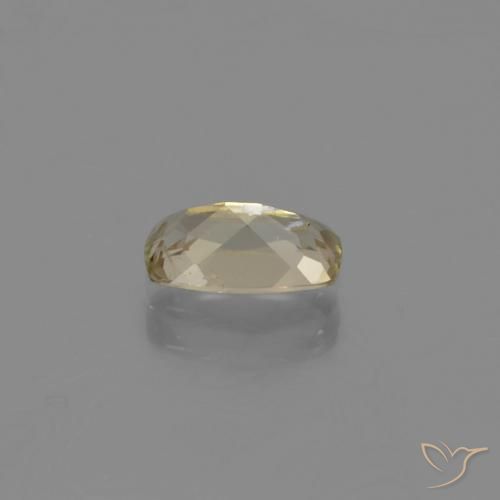 Diásporo con Cambio de Color Amarillo muy claro natural de 0.77 ct, Forma Cojín, VS