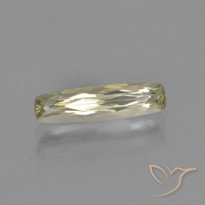 Diásporo con Cambio de Color Amarillo pálido natural de 1.35 ct, Forma Cojín, VVS-VS