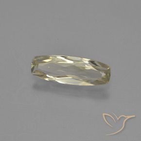 Diásporo con Cambio de Color Amarillo pálido natural de 1.10 ct, Forma Cojín, VS