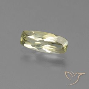Diásporo con Cambio de Color Amarillo claro natural de 0.96 ct, Forma Cojín, VVS-VS