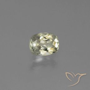 Diásporo con Cambio de Color Amarillo pálido natural de 0.77 ct, Forma Cojín, VVS