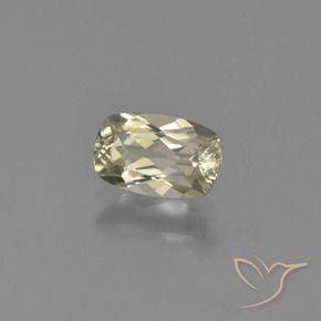 Diásporo con Cambio de Color Amarillo claro natural de 0.91 ct, Forma Cojín, VS