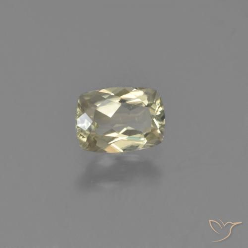 Diásporo con Cambio de Color Amarillo claro natural de 0.63 ct, Forma Cojín, VVS-VS