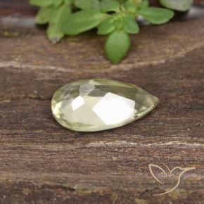 Diásporo con Cambio de Color Amarillo muy claro natural de 0.80 ct, En forma de pera, VVS-VS