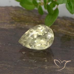 Diásporo con Cambio de Color Amarillo claro natural de 0.69 ct, En forma de pera, VVS-VS