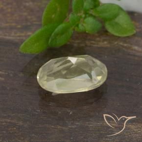 Diásporo con Cambio de Color Amarillo claro natural de 0.63 ct, Ovalada, VS