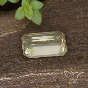 Diásporo con Cambio de Color Amarillo claro natural de 0.72 ct, Corte Octágono / Esmeralda, VVS-VS