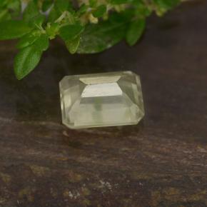 Diásporo con Cambio de Color Amarillo muy claro natural de 0.70 ct, corte esmeralda, VS