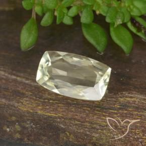 Diásporo con Cambio de Color Amarillo claro natural de 0.71 ct, Forma Cojín, VVS-VS