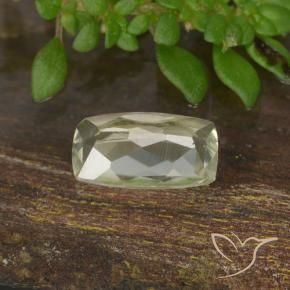 Diásporo con Cambio de Color Amarillo claro natural de 0.71 ct, Forma Cojín, VVS-VS