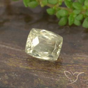 Diásporo con Cambio de Color Amarillo claro natural de 0.83 ct, Forma Cojín, VVS-VS