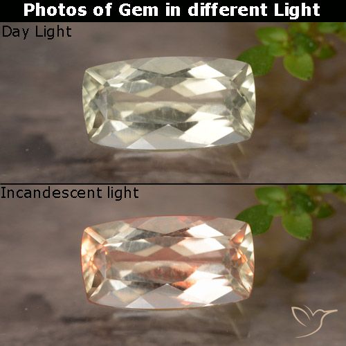 0.94ct Natural Amarillo muy claro Diásporo con Cambio de Color, Forma Cojín, VVS-VS
