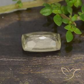 Diásporo con Cambio de Color Amarillo muy claro natural de 0.78 ct, Forma Cojín, VS-SI