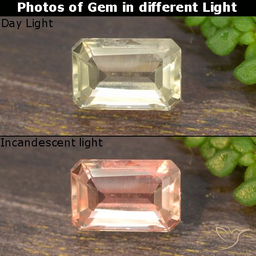 0.69ct Natural Amarillo claro Diásporo con Cambio de Color, corte esmeralda, VS