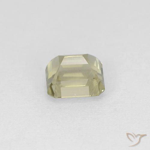 Diásporo con Cambio de Color Amarillo pálido natural de 1.07 ct, Corte Octágono / Esmeralda, VS