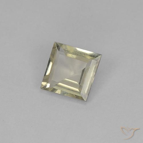 Diásporo con Cambio de Color Amarillo pálido natural de 0.78 ct, Cuadrado, VS