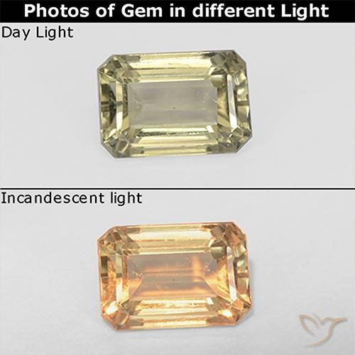 1.03ct Natural Amarillo claro Diásporo con Cambio de Color, corte esmeralda, VS