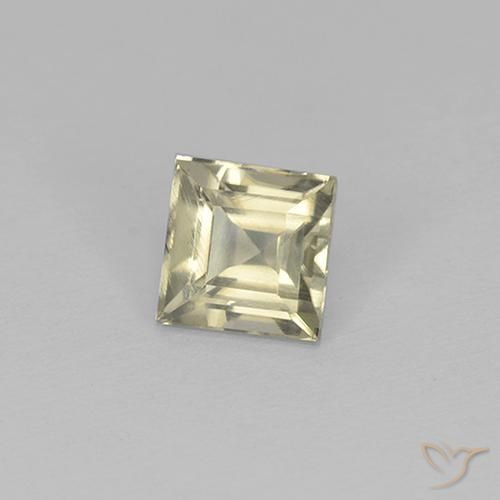 Diásporo con Cambio de Color Amarillo muy pálido natural de 0.94 ct, Cuadrado, VS