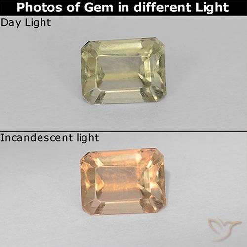 0.79ct Natural Amarillo claro Diásporo con Cambio de Color, corte esmeralda, VS
