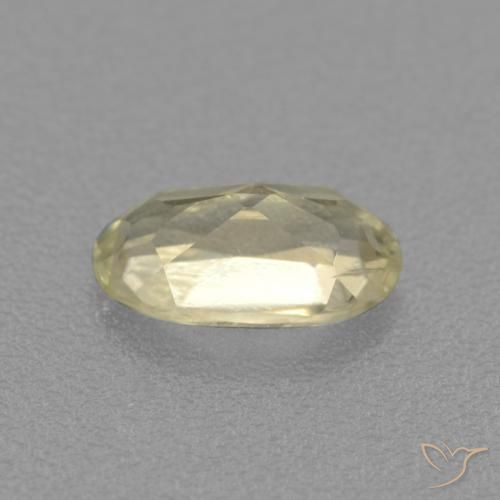 Diásporo con Cambio de Color Amarillo suave natural de 0.70 ct, Ovalada, VS