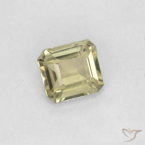 Diásporo con Cambio de Color Amarillo claro natural de 0.74 ct, Corte Octágono / Esmeralda, VS