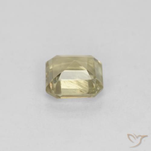 Diásporo con Cambio de Color Amarillo claro natural de 0.60 ct, Corte Octágono / Esmeralda, VS