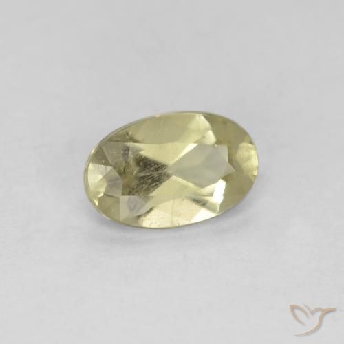 Diásporo con Cambio de Color Amarillo claro natural de 0.67 ct, Ovalada, VS