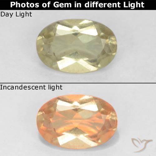 0.57ct Natural Amarillo claro Diásporo con Cambio de Color, Ovalada, VS