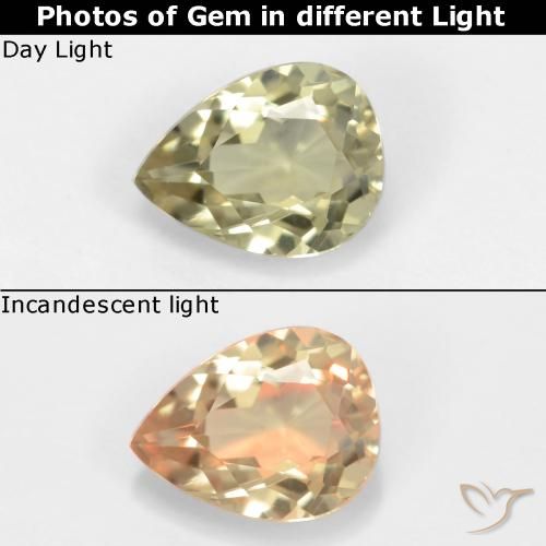 0.60ct Natural Amarillo claro Diásporo con Cambio de Color, En forma de pera, VVS-VS
