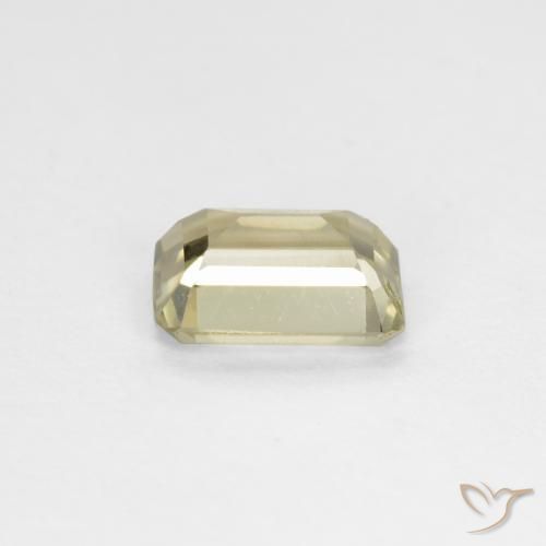 Diásporo con Cambio de Color Amarillo claro natural de 0.71 ct, Corte Octágono / Esmeralda, VS