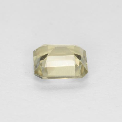 Diasporo con cambio de color amarillo natural de 0,62 ct, corte esmeralda, VS