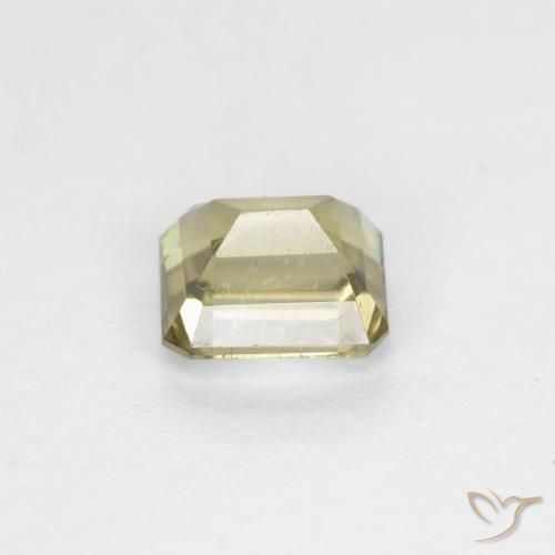Diásporo con Cambio de Color Amarillo pálido natural de 0.78 ct, Corte Octágono / Esmeralda, VS-SI
