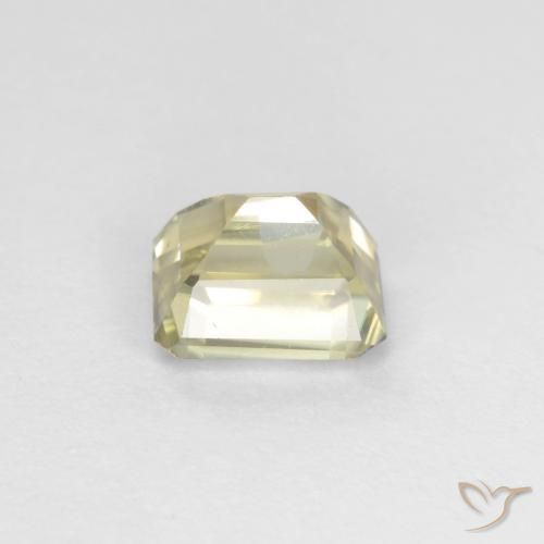 Diásporo con Cambio de Color Beige amarillo natural de 0.85 ct, Corte Octágono / Esmeralda, VS