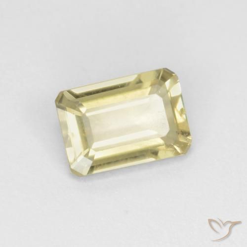 Diásporo con Cambio de Color Amarillo muy claro natural de 0.85 ct, Corte Octágono / Esmeralda, VVS-VS