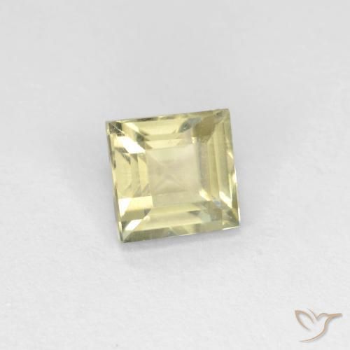 Diásporo con Cambio de Color Amarillo muy claro natural de 0.63 ct, Cuadrado, VS