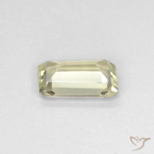 Diásporo con Cambio de Color Amarillo pálido natural de 0.68 ct, Corte Octágono / Esmeralda, VVS-VS