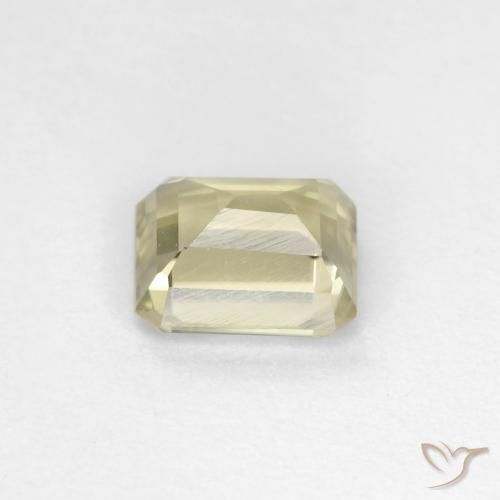 Diásporo con Cambio de Color Amarillo muy pálido natural de 0.94 ct, Corte Octágono / Esmeralda, VS