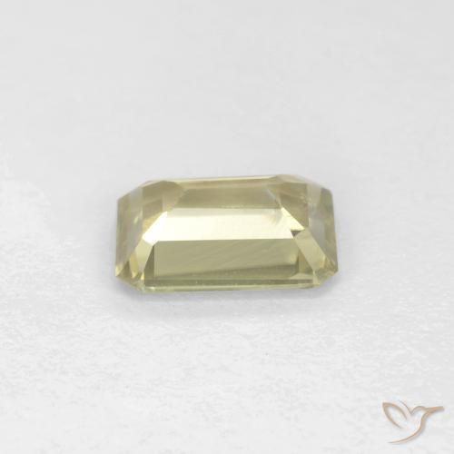 Diásporo con Cambio de Color Amarillo muy claro natural de 0.71 ct, Corte Octágono / Esmeralda, VS