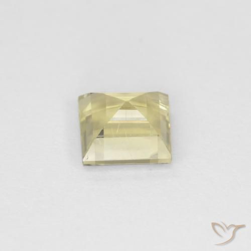 Diásporo con Cambio de Color Amarillo muy pálido natural de 0.65 ct, Cuadrado, VS