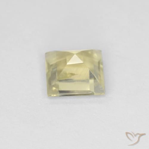 Diasporo con cambio de color amarillo natural de 0,70 ct, cuadrado, VS